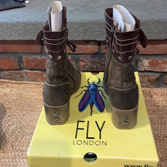 Fly London Lace Up Lask Combat Style Boot size 39 - Picture 2 of 3